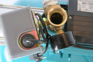 Wyłącznik ciśnieniowy w MH 1300 Premium z osprzętem